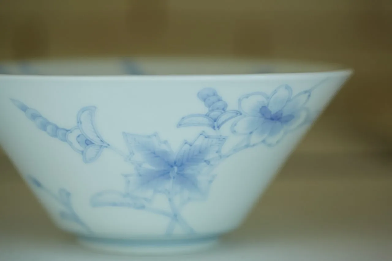 白磁・染付 舛田直子 菅ノ谷窯(すがのたにがま)